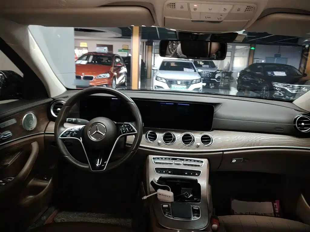 Mercedes-Benz E-Class 2023 Facelift E 300 L Luxury фото 12
