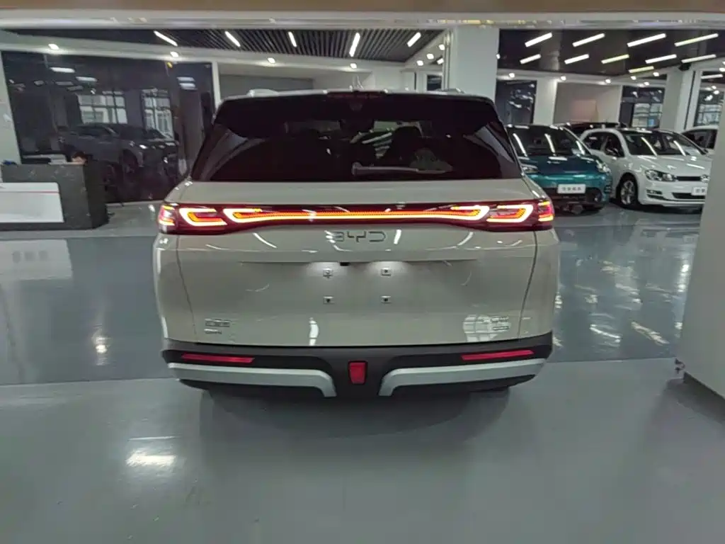 BYD Hai Shi 07 DM-i 2026 2025 150 Pilot+ Edition