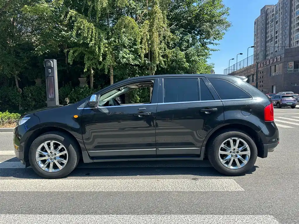 Ford Edge (Import) 2013 2012 2.0T Prestige