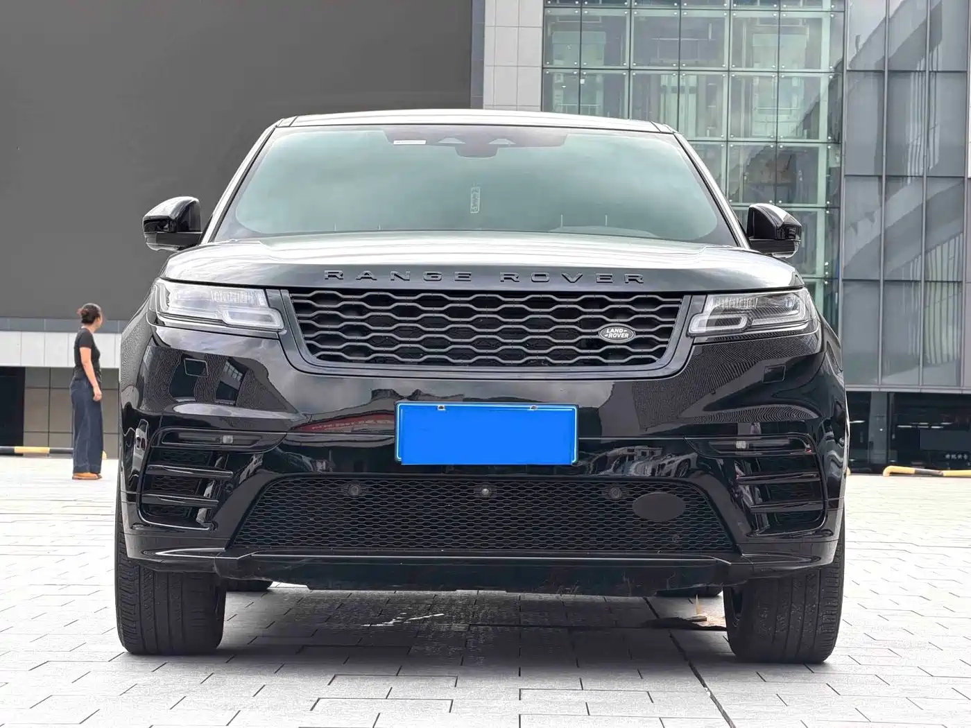 Land Rover Range Rover Velar 2021 2021 P250 Gloss Black Collector's Edition