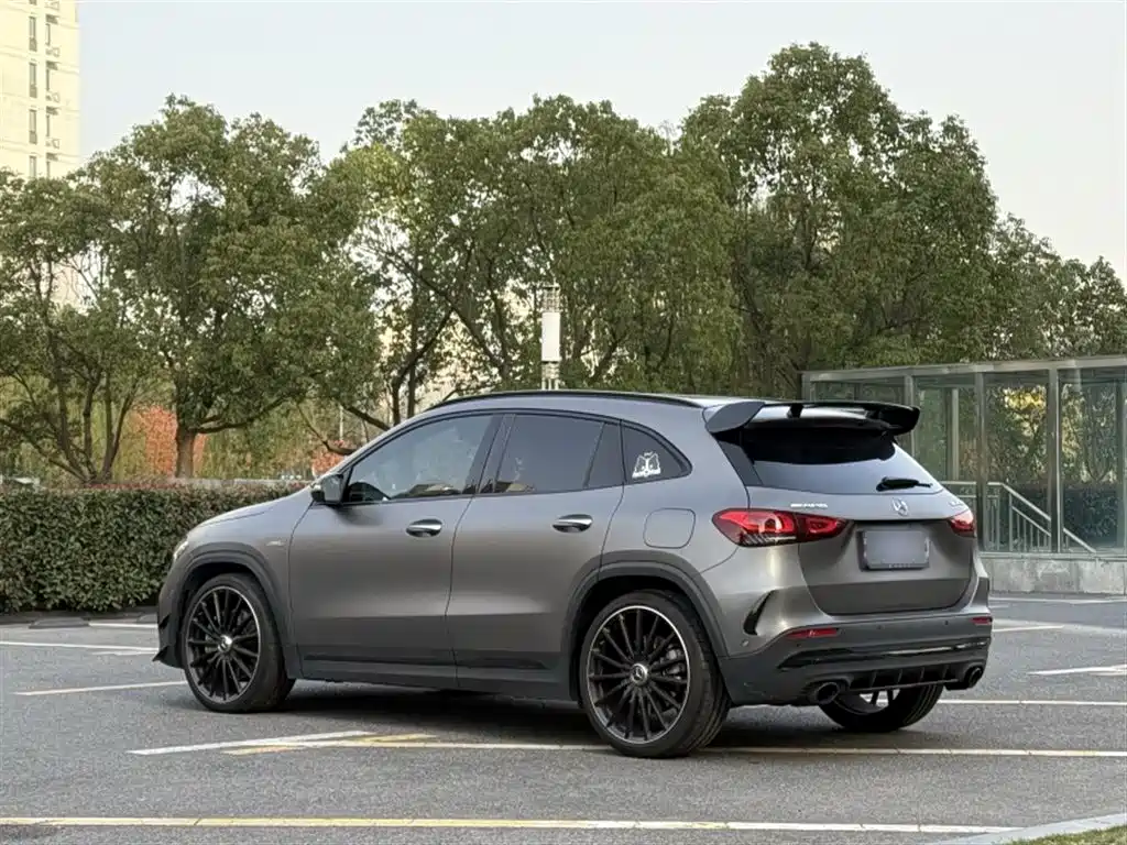 Mercedes-Benz GLA AMG 2022 AMG GLA 35 4MATIC фото 23
