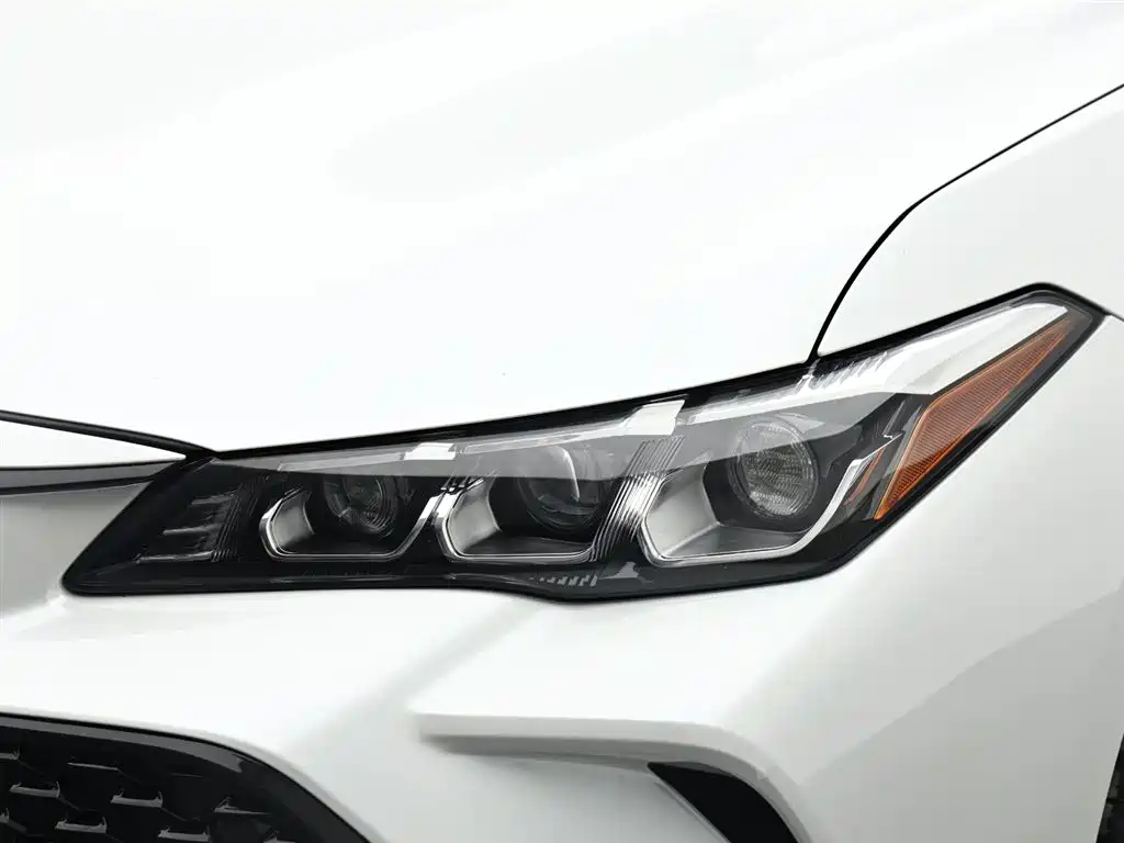 Toyota Avalon 2019 2.0L Luxury Edition (China VI) фото 18