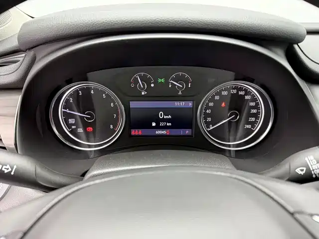 Buick LaCrosse 2022 552T Luxury фото 10