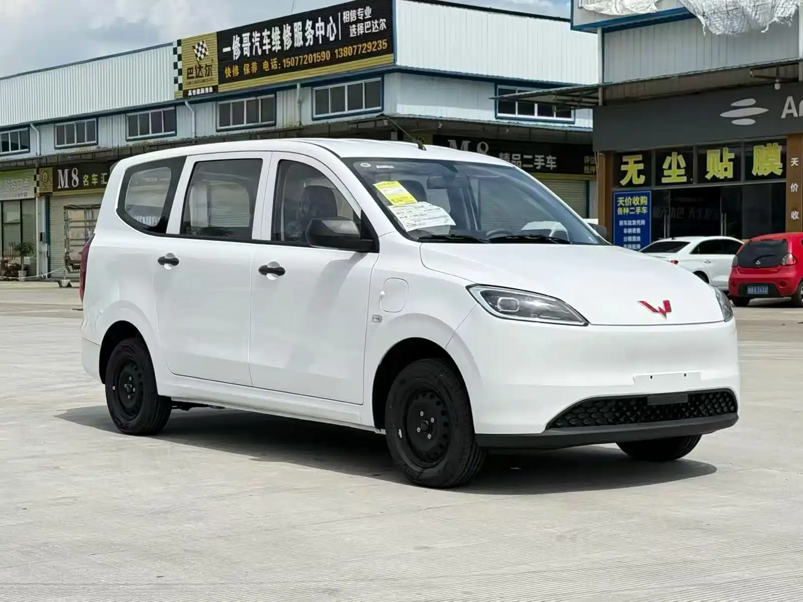 Photo 2 - Wuling Motors Wuling Hongguang New Energy