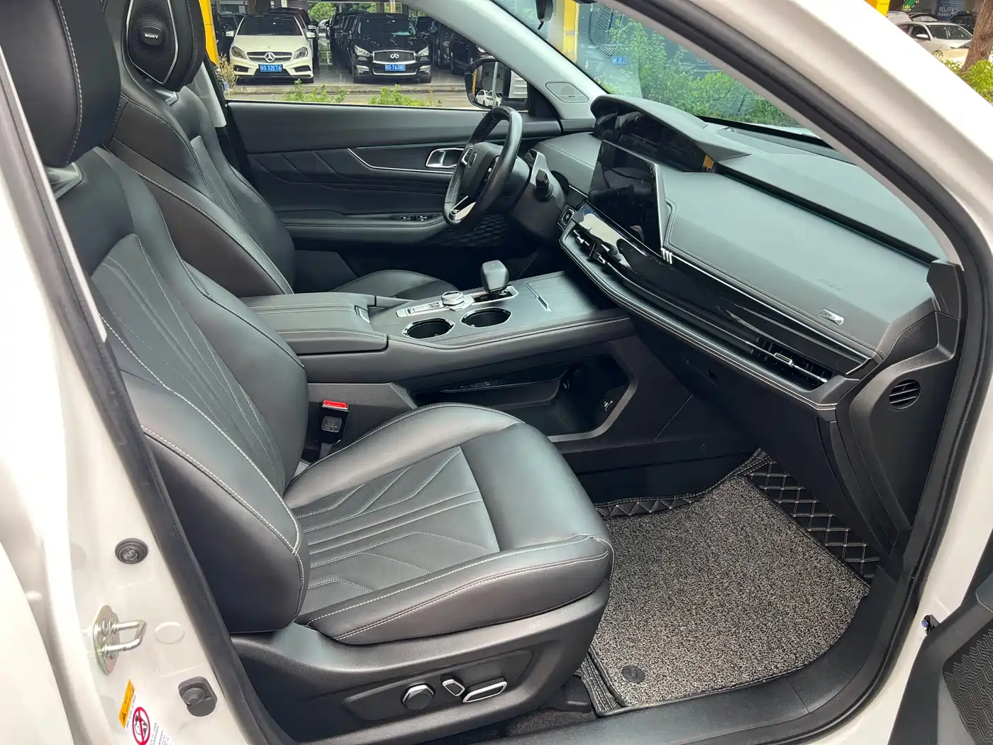 Changan UNI-K 2023 2023 2.0T 2WD Delight Edition