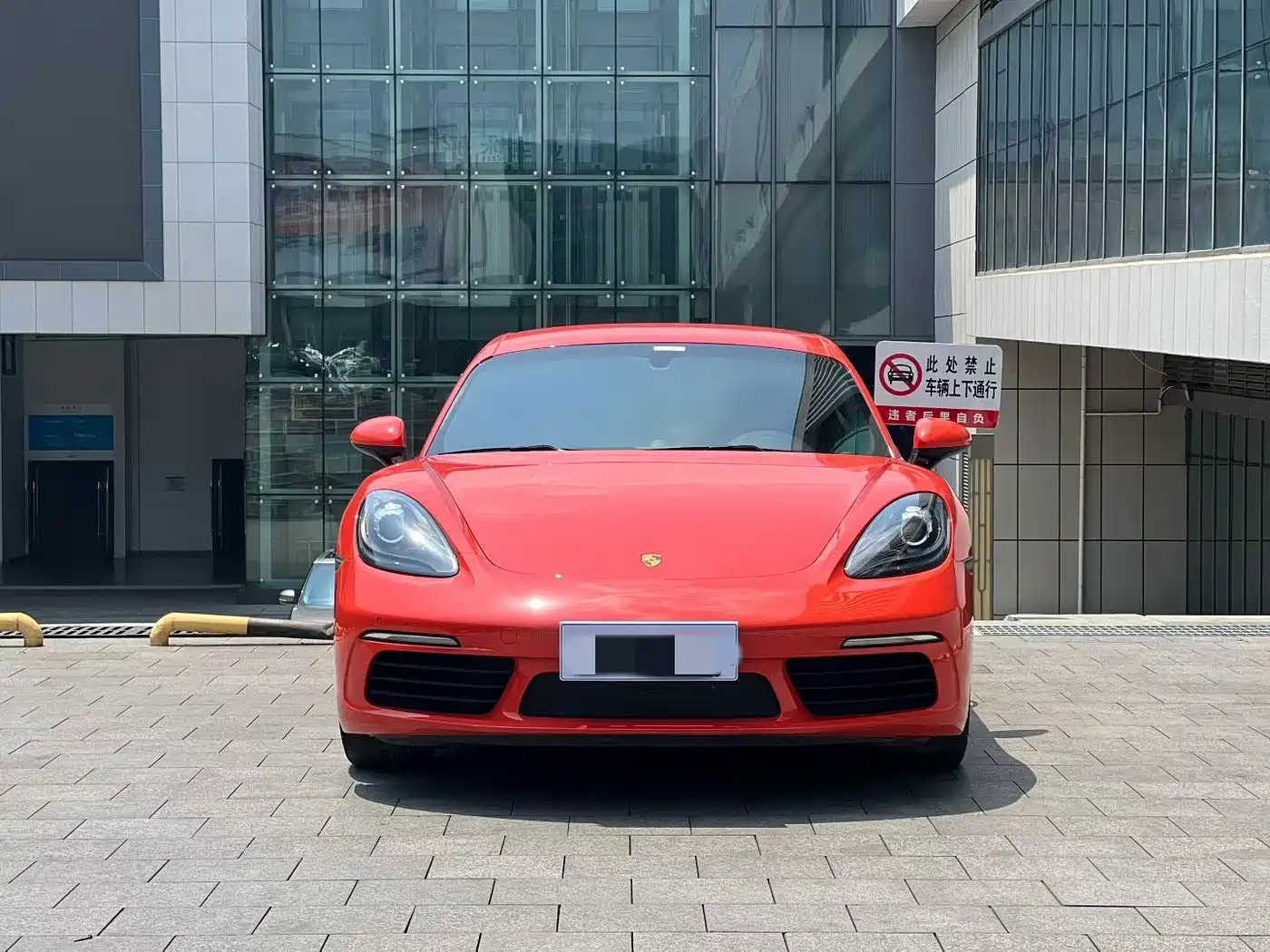 Porsche 718 2020 Cayman 2.0T фото 2