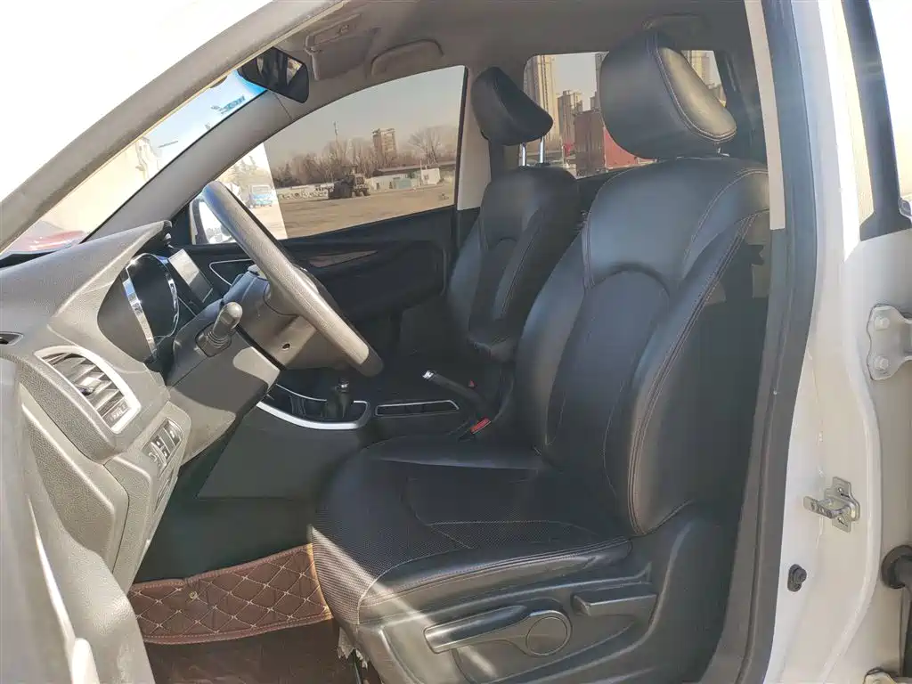 Baojun 560 2017 2016 1.8L Manual Value