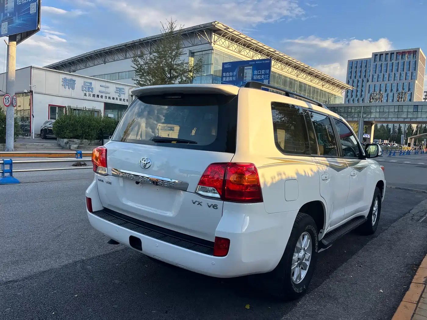 Toyota Land Cruiser 2012 4.0L Automatic VX фото 12