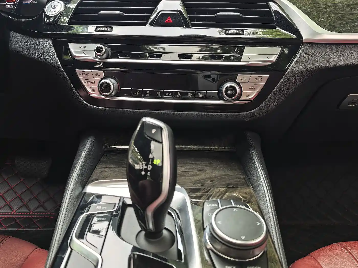 BMW 5 Series 2020 530Li Leading M Sport Package фото 13