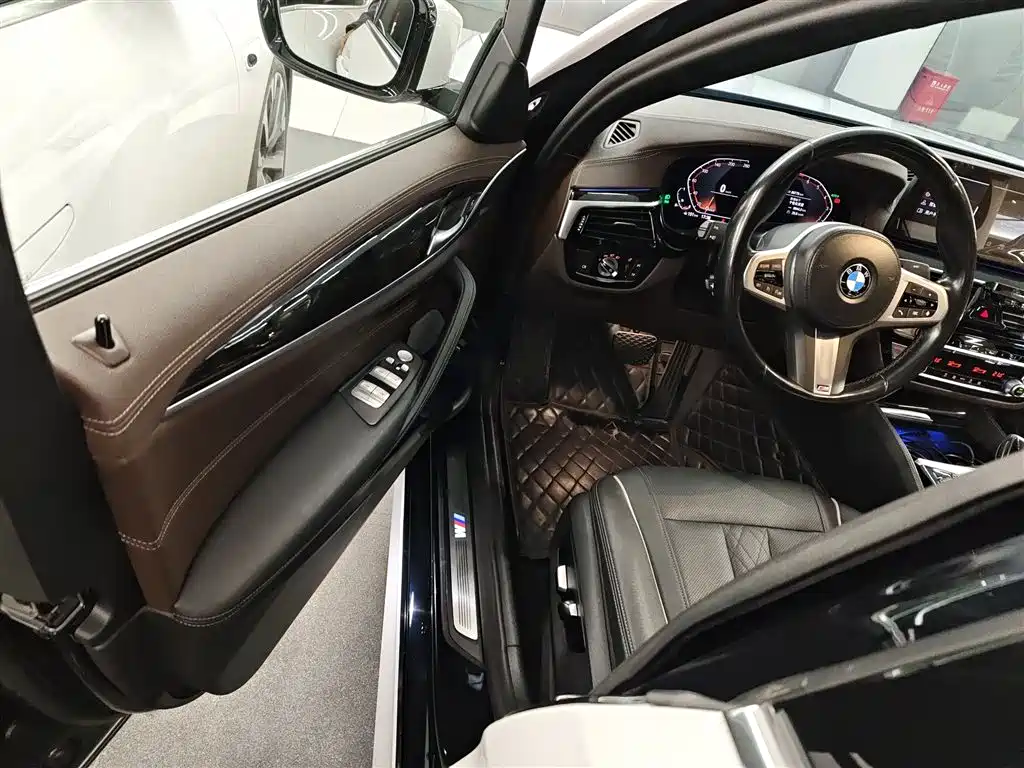 BMW 5 Series 2022 Facelift 525Li M Sport Package фото 14