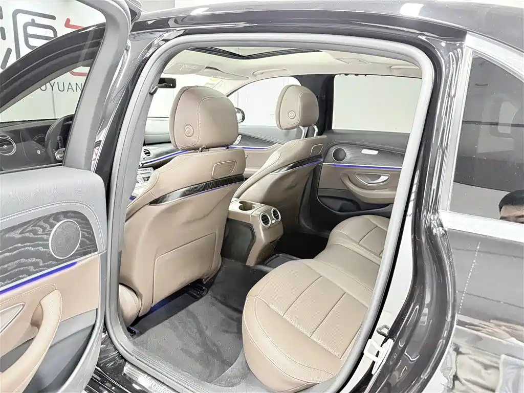 Mercedes-Benz E-Class 2019 E 200 L 4MATIC фото 10