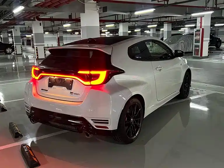Toyota GR YARIS 2024 GR Evolution Edition фото 4