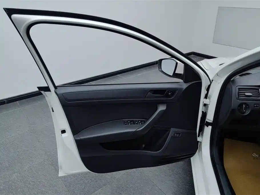 Volkswagen Santana 2021 1.5L Automatic Trend Edition фото 7