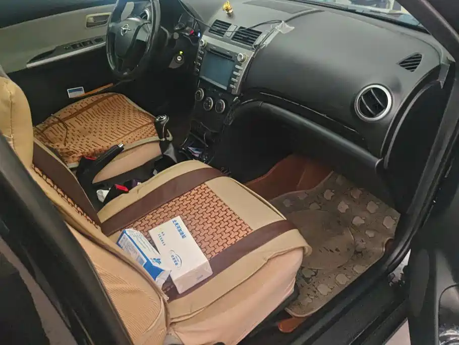 Haima Familia 2015 2014 M5 1.6L Manual Fashion