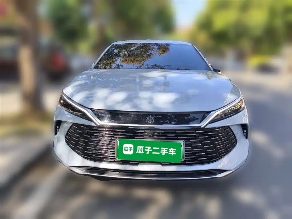 BYD Qin L 2025 DM-i Smart Drive Edition 80KM Leading фото 24