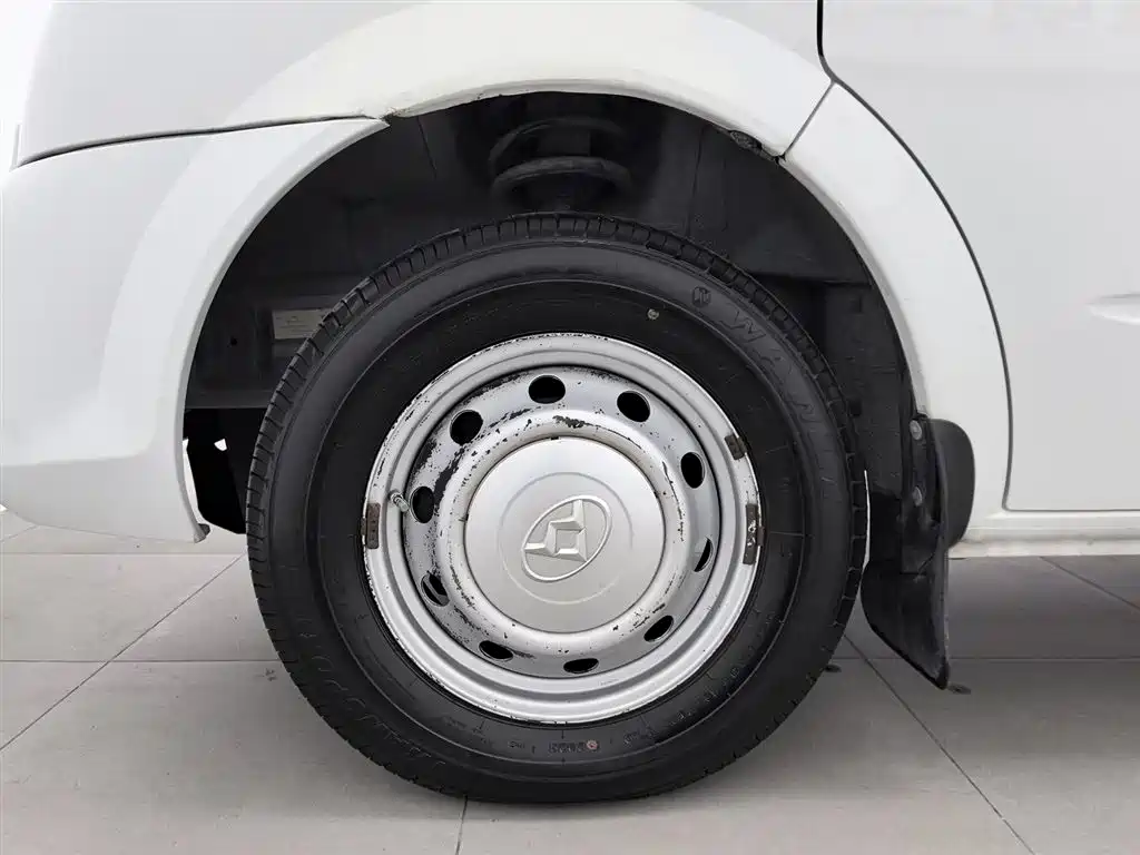 SAIC MAXUS XINTU V80