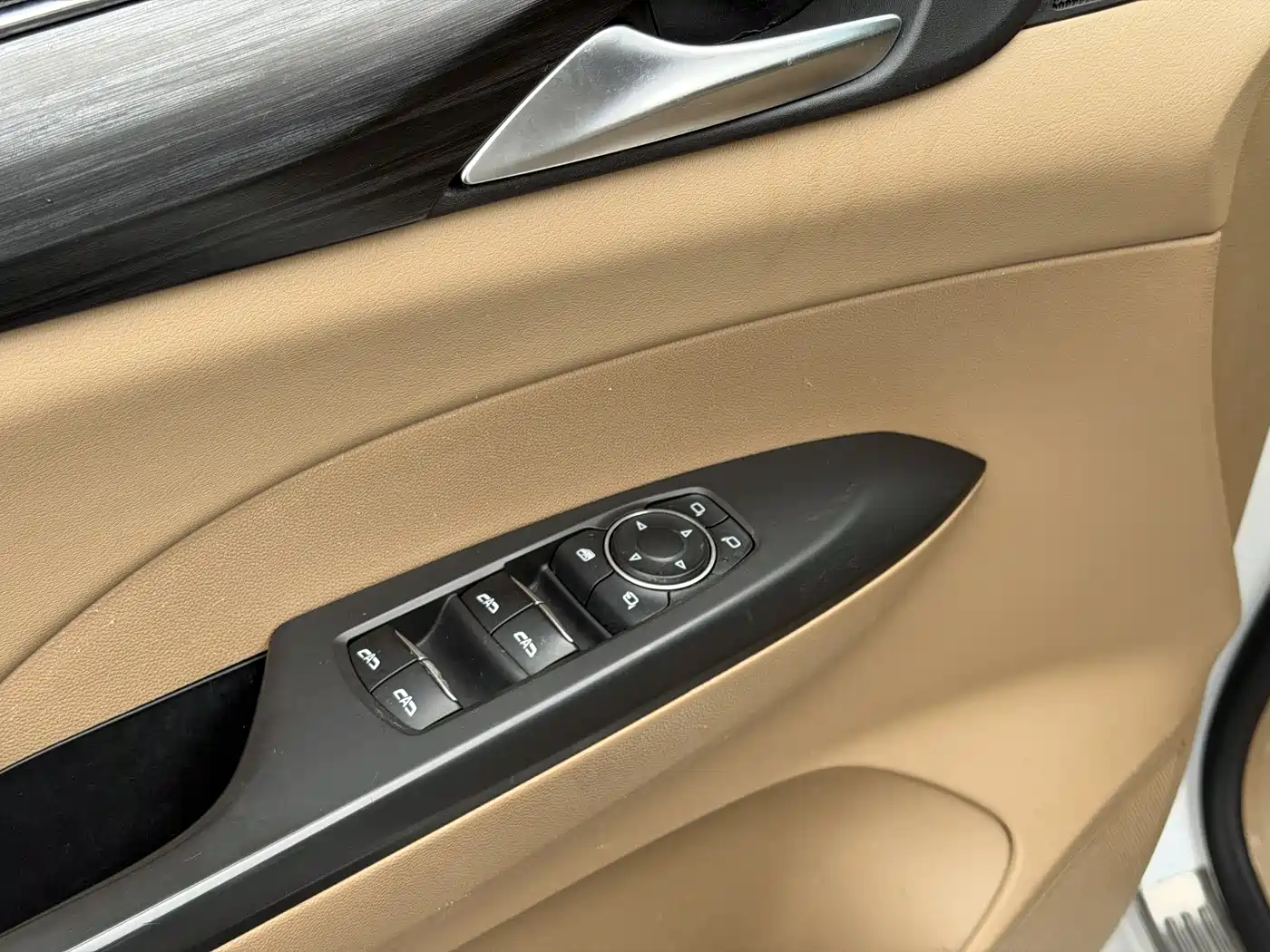 Buick GL8 2020 Model ES Landglory 653T Premium фото 17