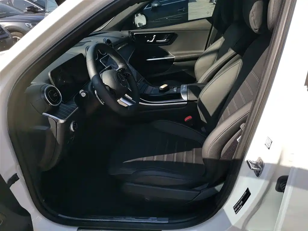 Mercedes-Benz C-Class 2024 C 200 L Sport Edition фото 7