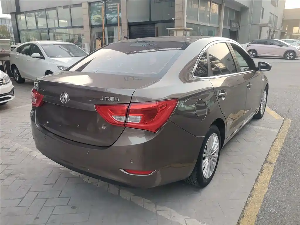 Buick Excelle 2016 15N Automatic Elite фото 7