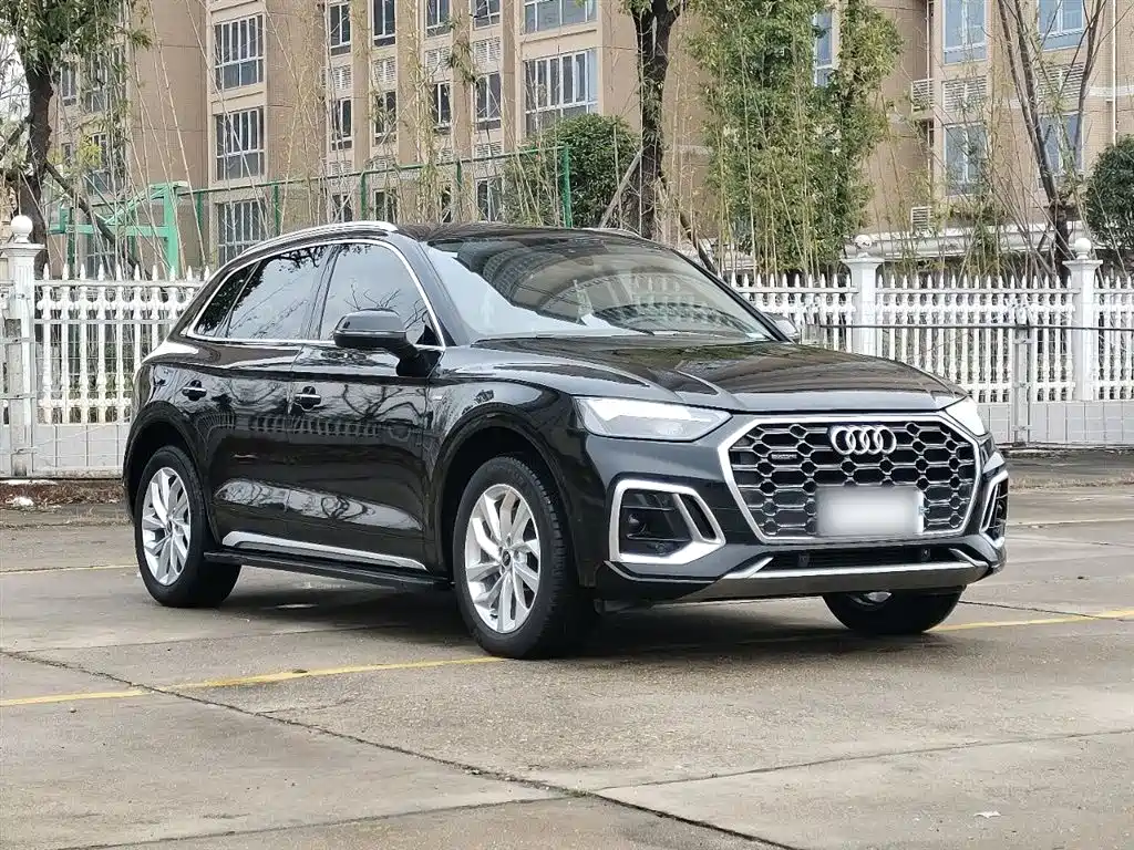 Audi Q5L 2022 Facelift 40T Luxury Dynamic фото 12