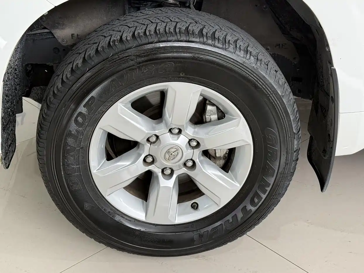 Toyota Prado 2016 3.5L Auto TX-L фото 15