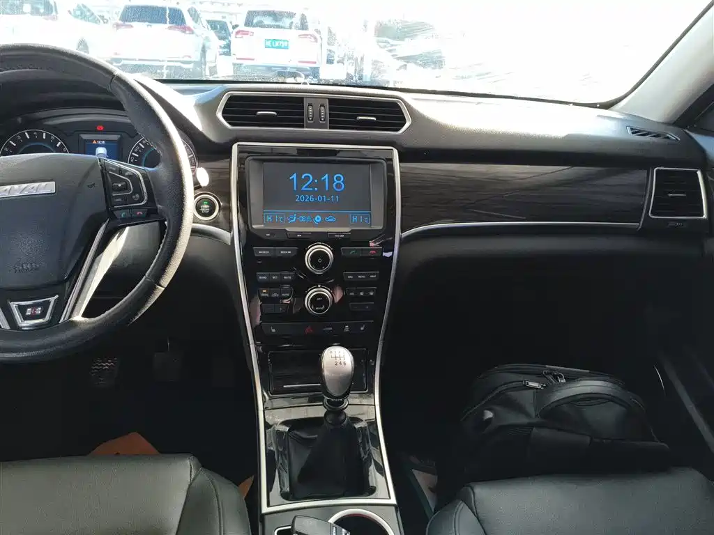 Haval H2 2016 Red Label 1.5T Manual 2WD Luxury фото 10