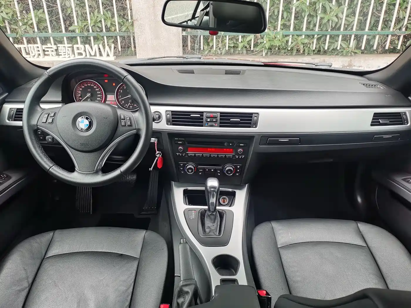 BMW 3 Series (Import) 2011 325i Convertible Coupe фото 13