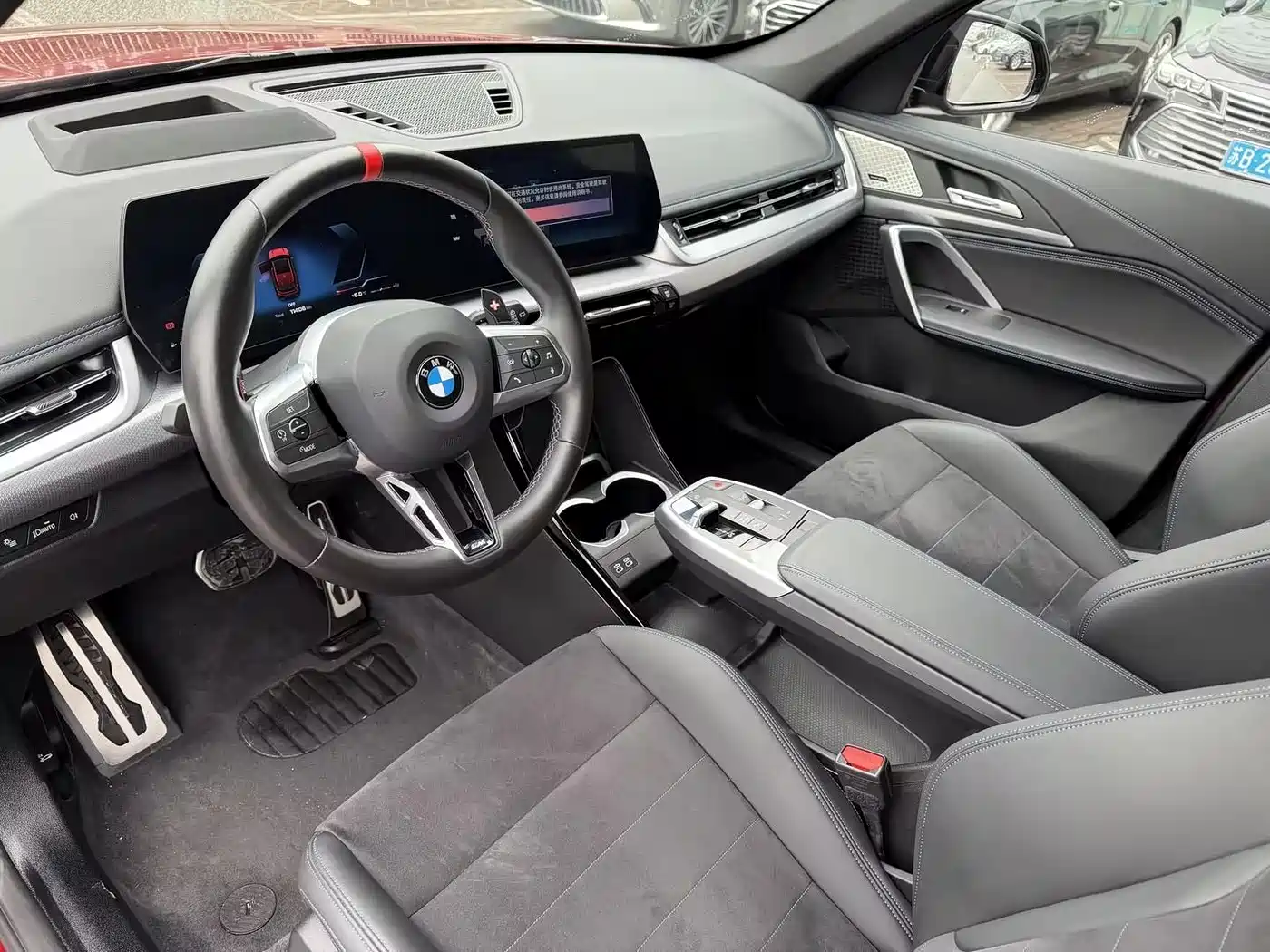 BMW X1 M35Li 2024 M35Li фото 9