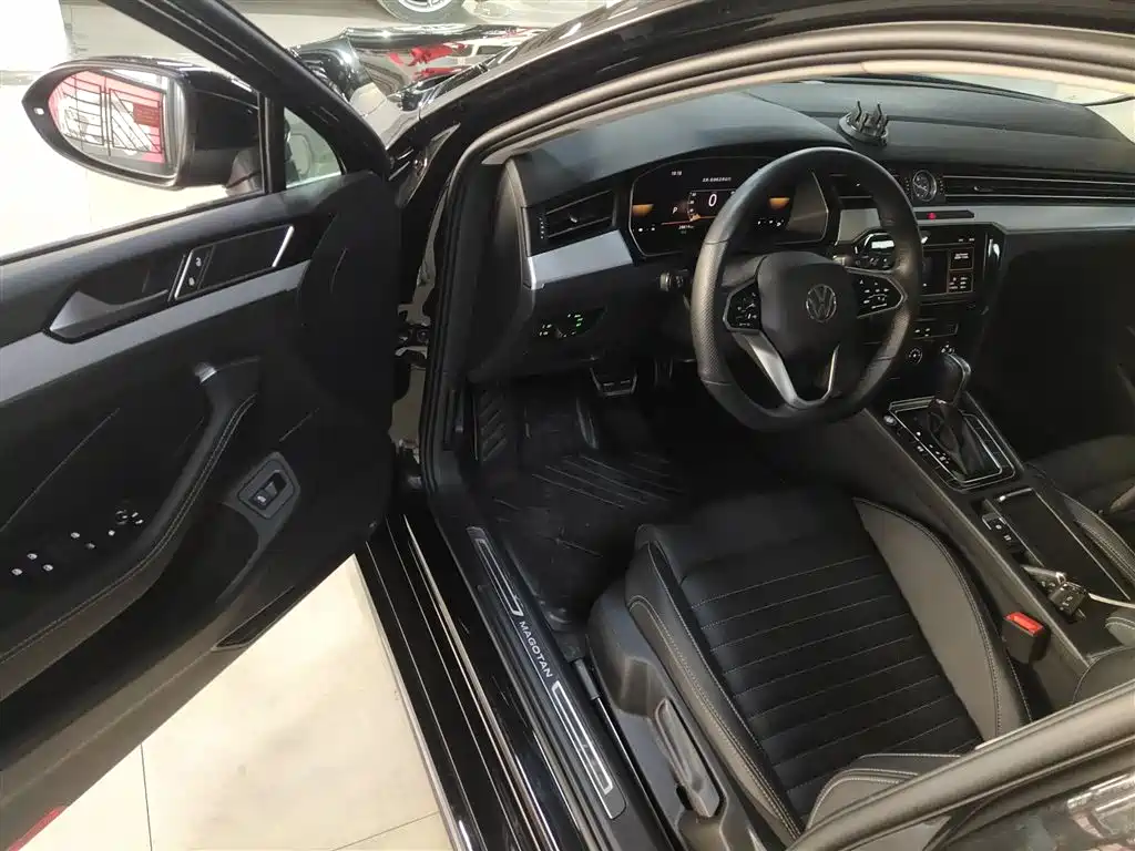Volkswagen Magotan 2025 Popular Edition 280TSI DSG Comfort фото 13