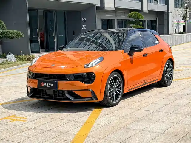 LYNK & CO. 02 HATCHBACK