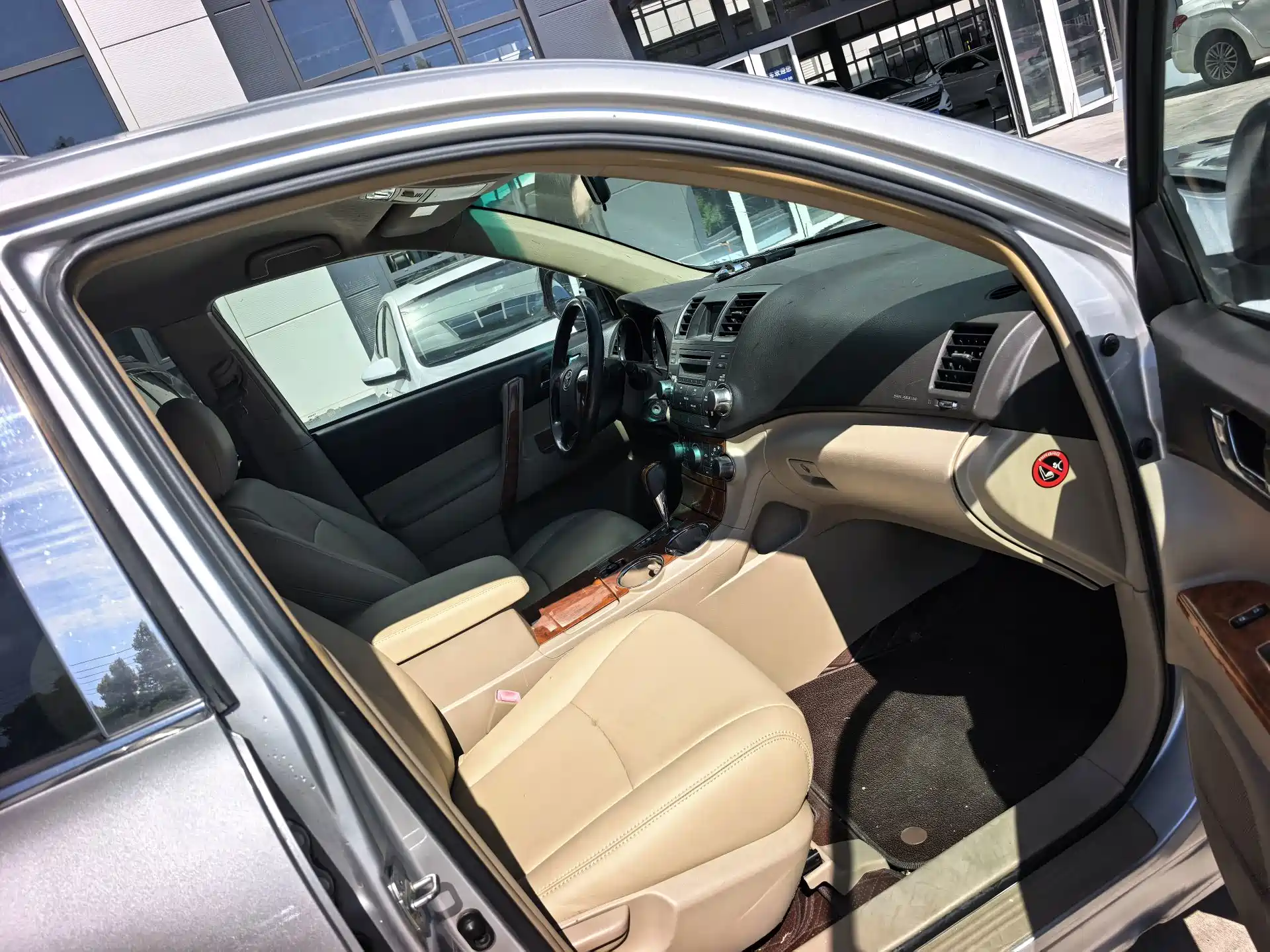 Фото 21 - Toyota Highlander