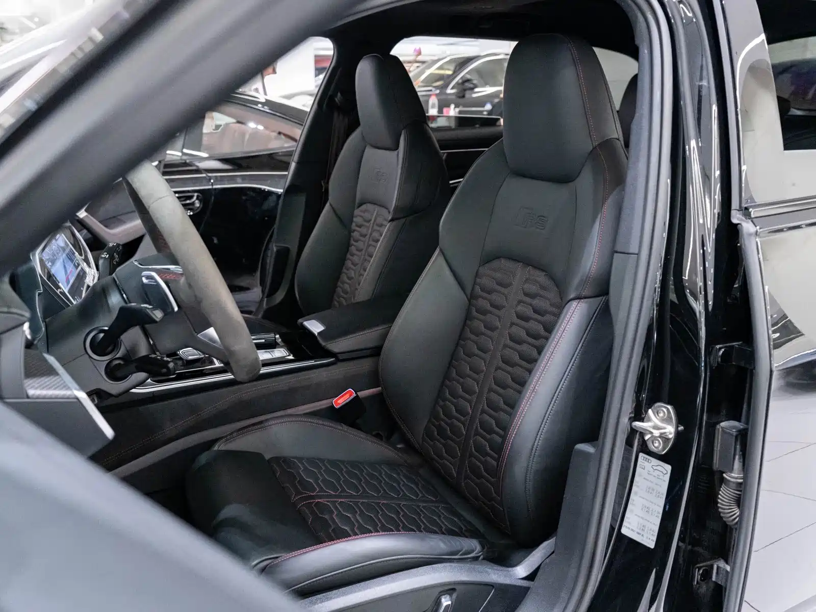 Photo 18 - Audi RS 6