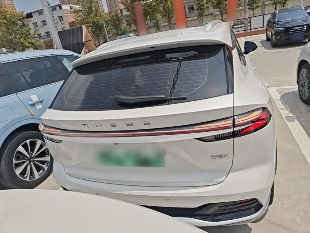 Roewe D5X DMH 2024 2024 135 Flagship Edition