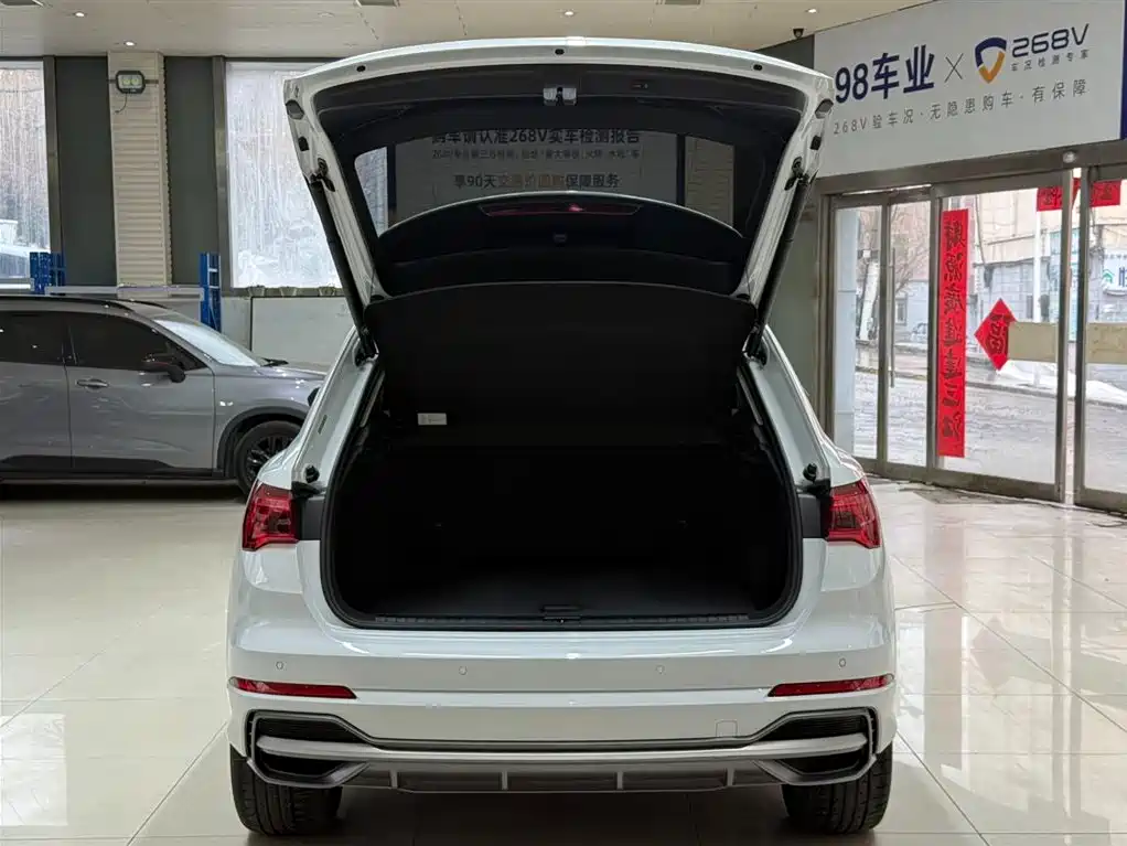 Audi Q3 2023 35 TFSI Fashion Dynamic (1.4T) фото 23
