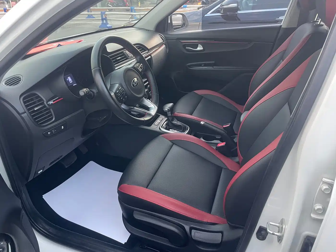 Kia KX CROSS 2019 2018 1.6L Automatic Smart Sunroof Edition