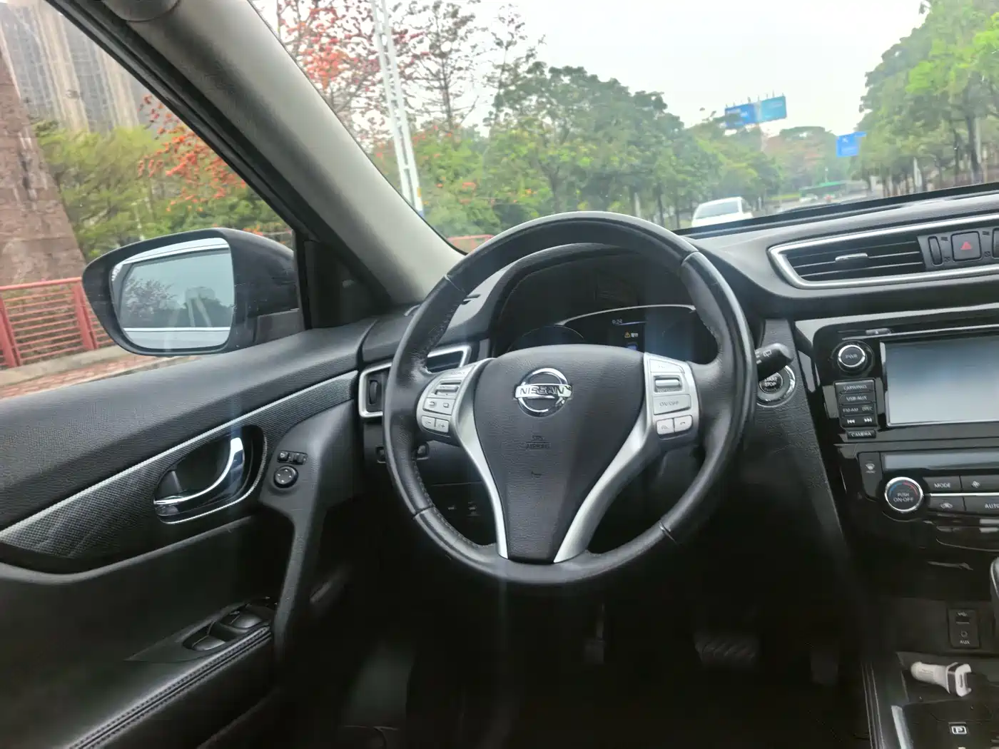 Photo 7 - Nissan X-Trail