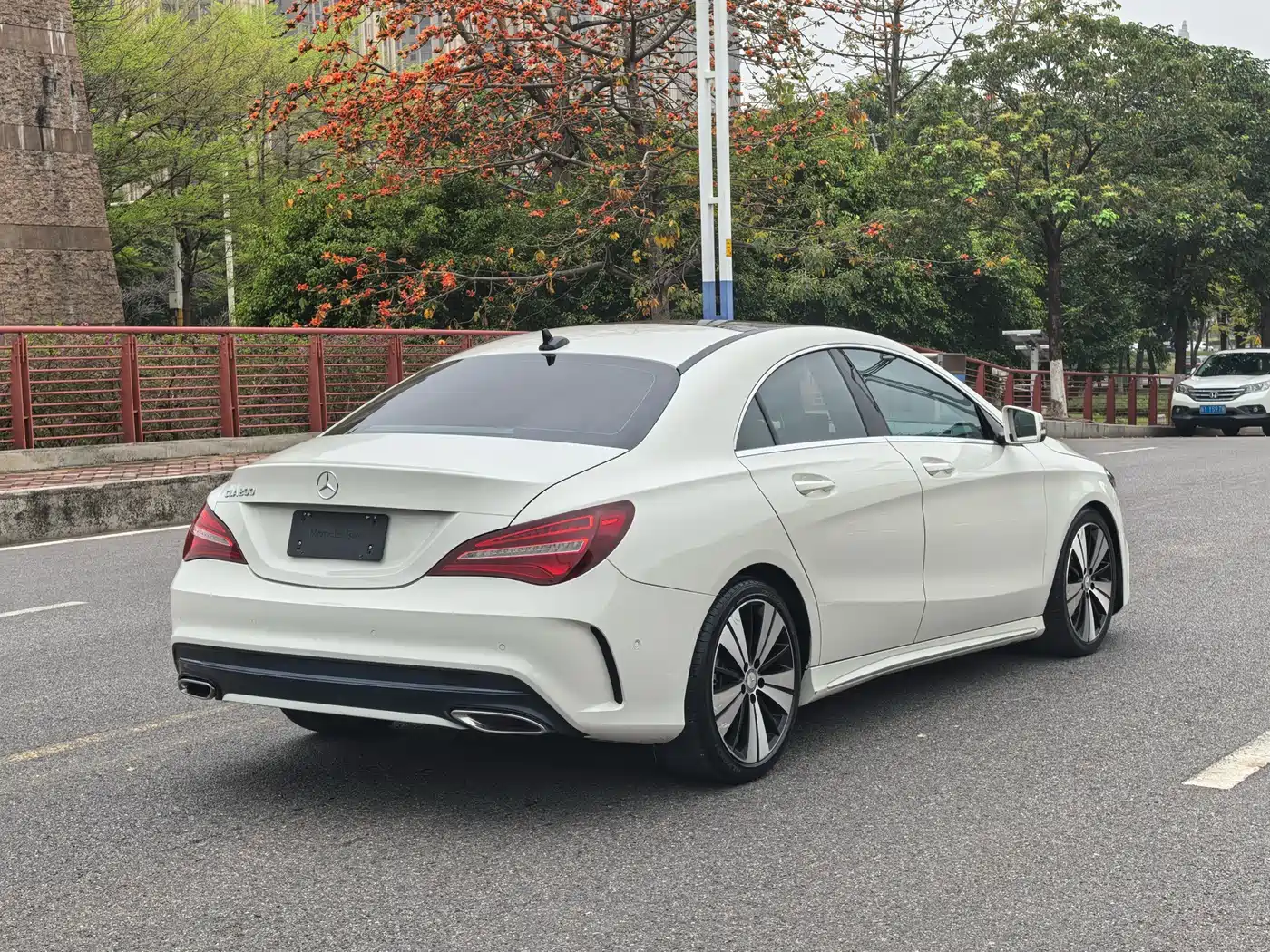 Mercedes-Benz CLA (Import) 2017 Facelift CLA 200 Style фото 10