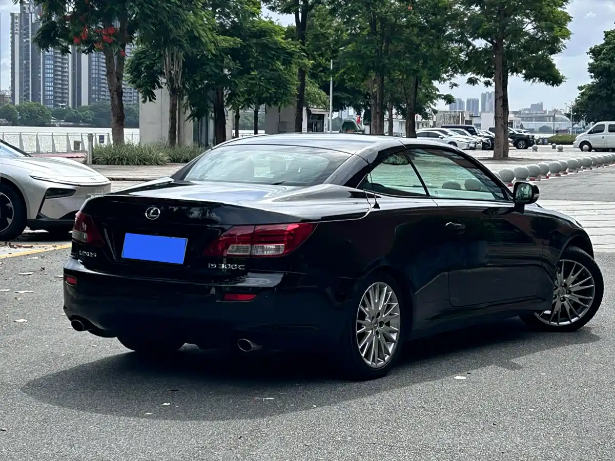 Lexus IS 2010 2009 300C