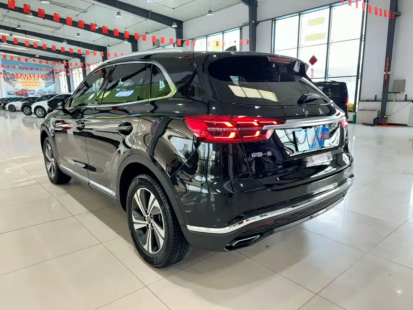 Hongqi HS5 2019 2.0T Smart Connect Enjoy Edition фото 20