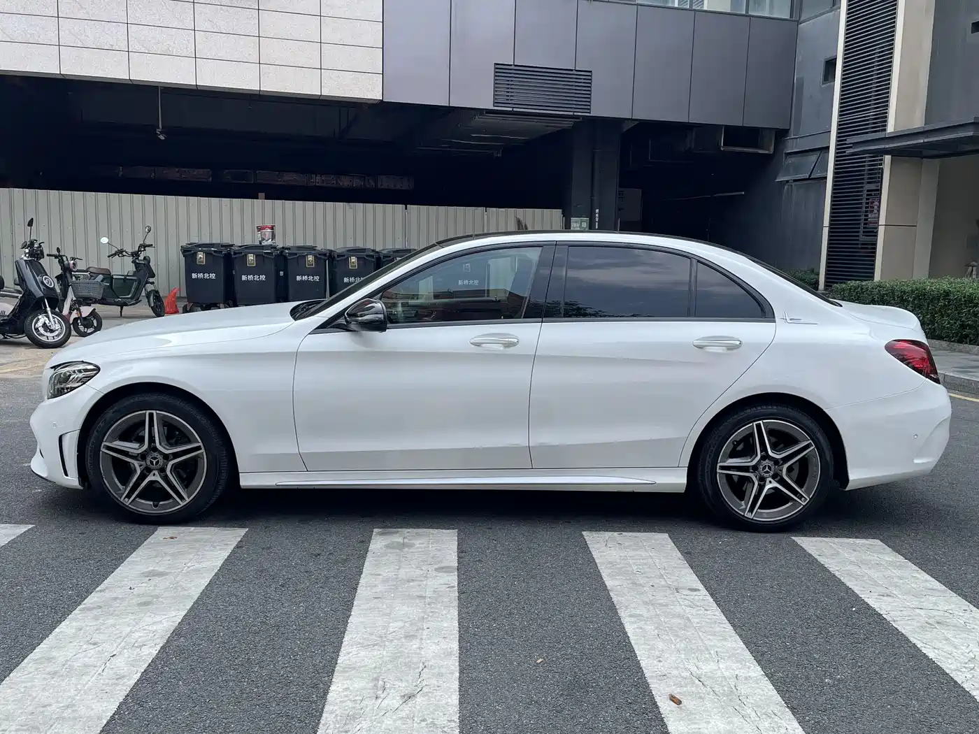 MERCEDES-BENZ C CLASS