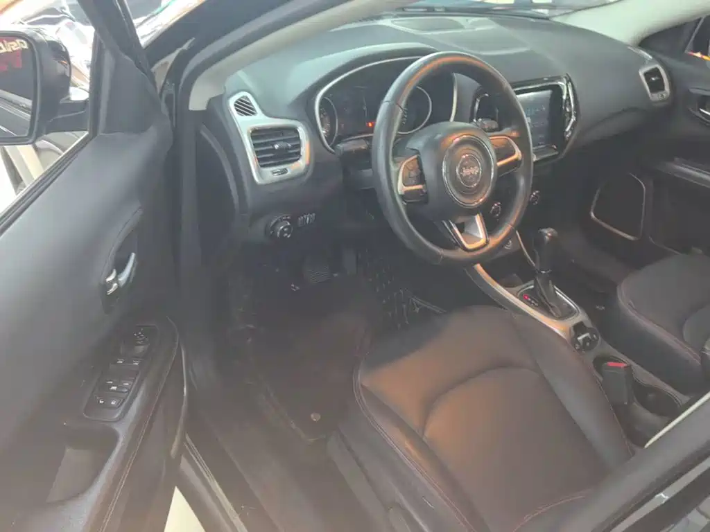 Jeep Compass 2017 2017 200T Auto Premium Edition