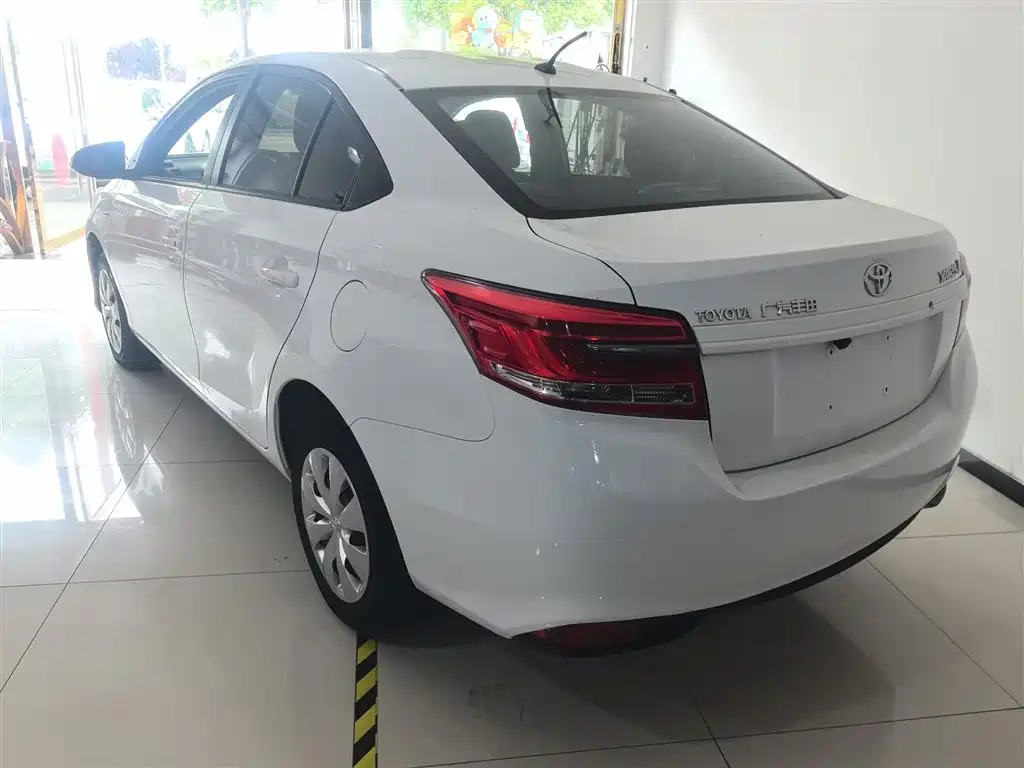 Toyota YARiS L Zhi Xiang 2019 1.5E CVT Charming China VI фото 5