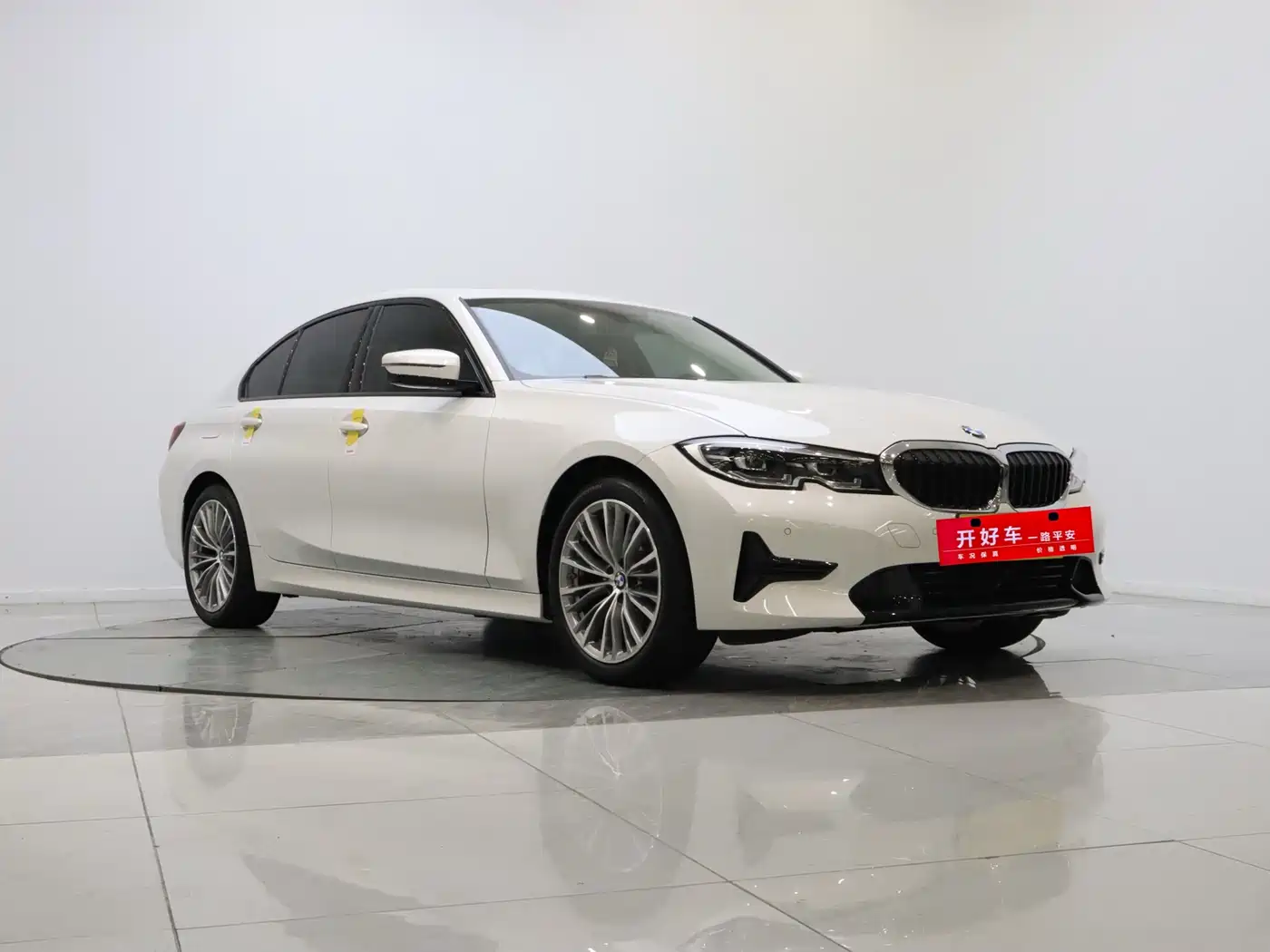 BMW 3 Series 2022 320i Sport Package фото 5