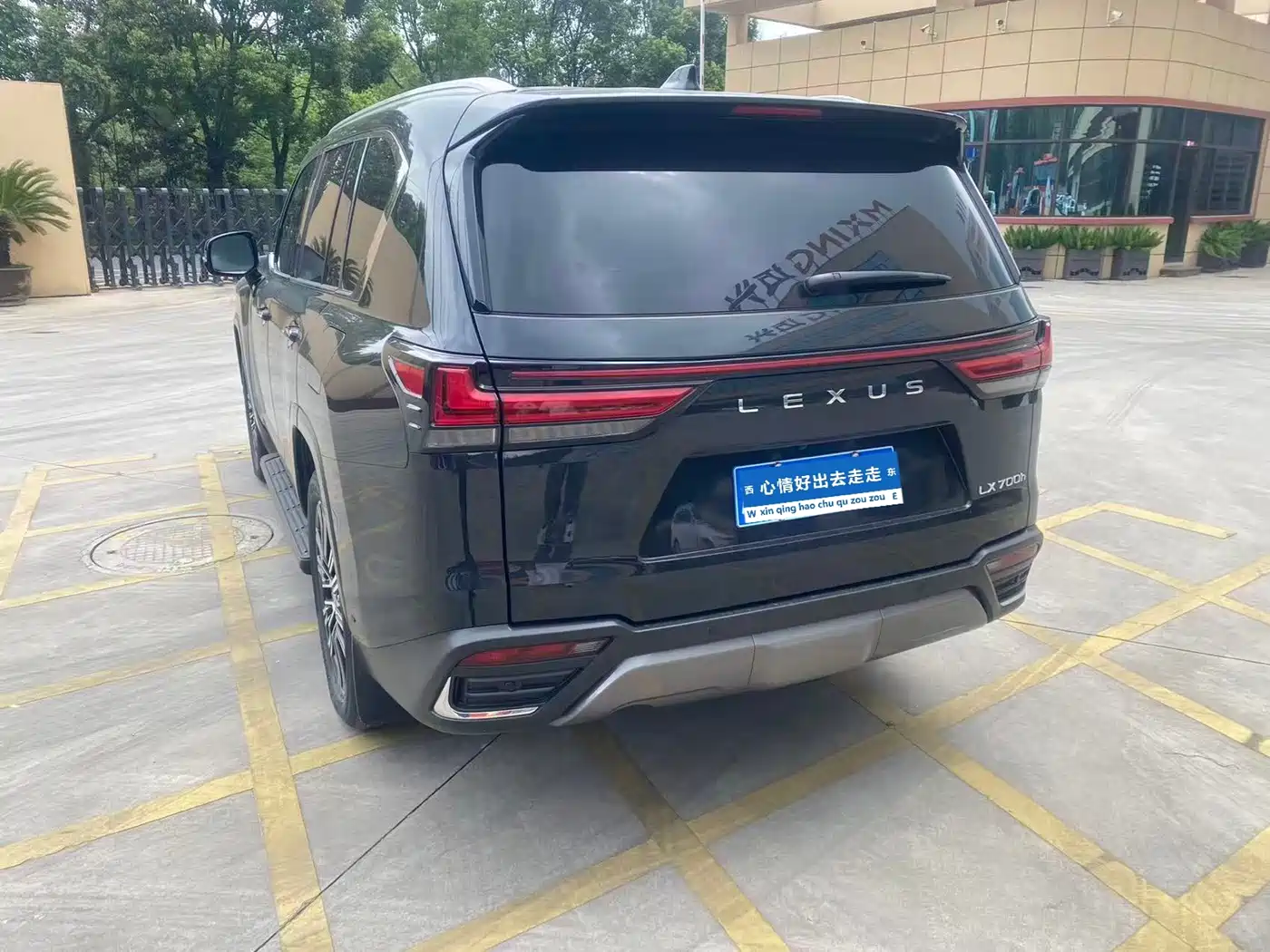 Lexus LX 2025 2025 700h Boundary Edition