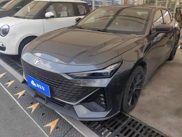 Changan UNI-V 2023