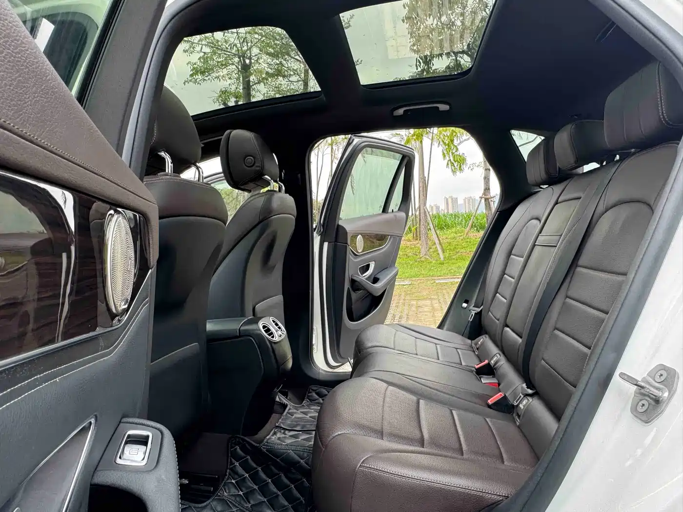 Mercedes-Benz GLC 2017 GLC 260 4MATIC Luxury фото 16