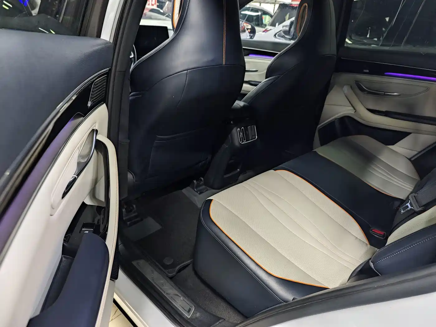 BYD Song PLUS PHEV 2021 DM-i 110KM Flagship фото 10