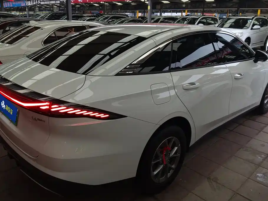 GEELY GALAXY GALAXY L6