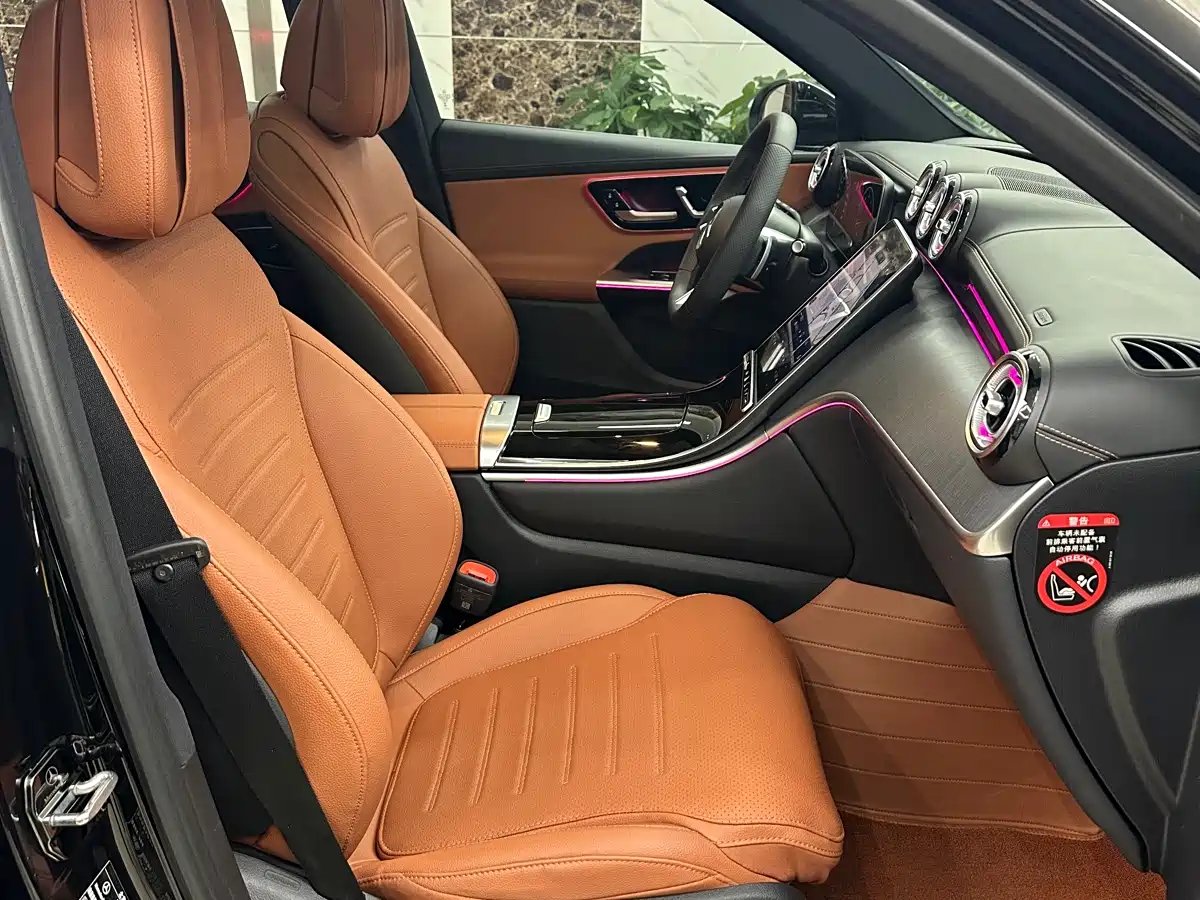 Mercedes-Benz GLC 2023 GLC 260 L 4MATIC Luxury 7-Seater фото 10