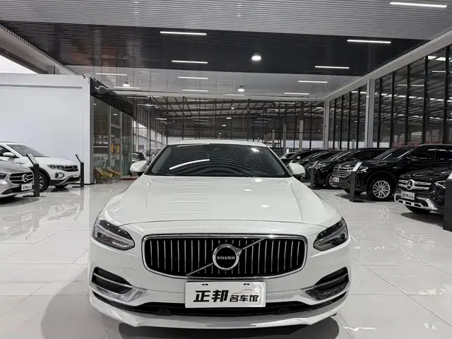 Volvo S90 2019 T5 Momentum — фото 2